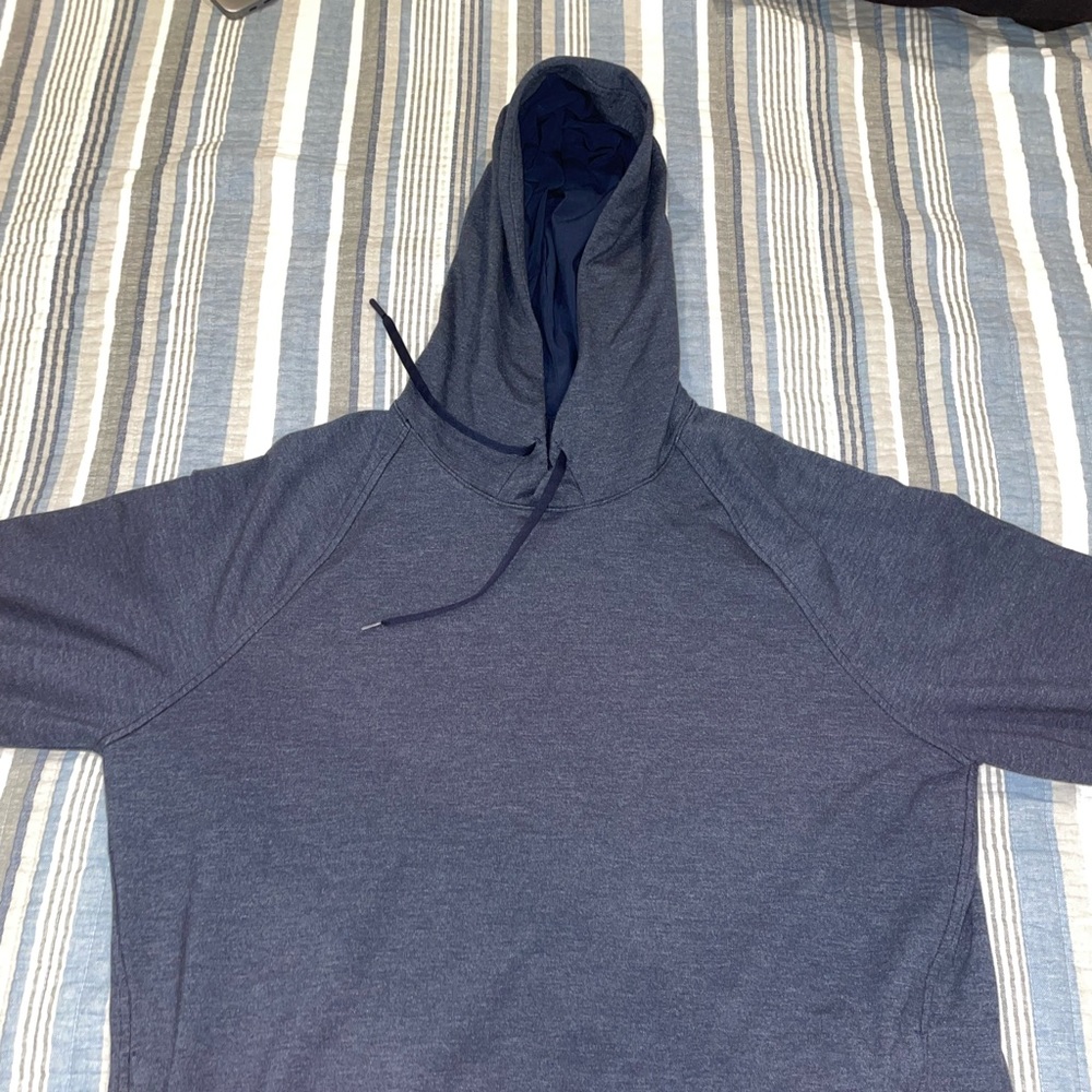 New Lulu-lemon navy blue sweatshirt. Size L